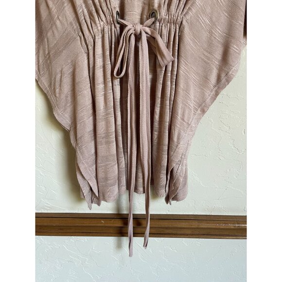 New! Francesca's Grommet Tie Tan Knit Kimono Size Medium MSRP $38 - Picture 3 of 7